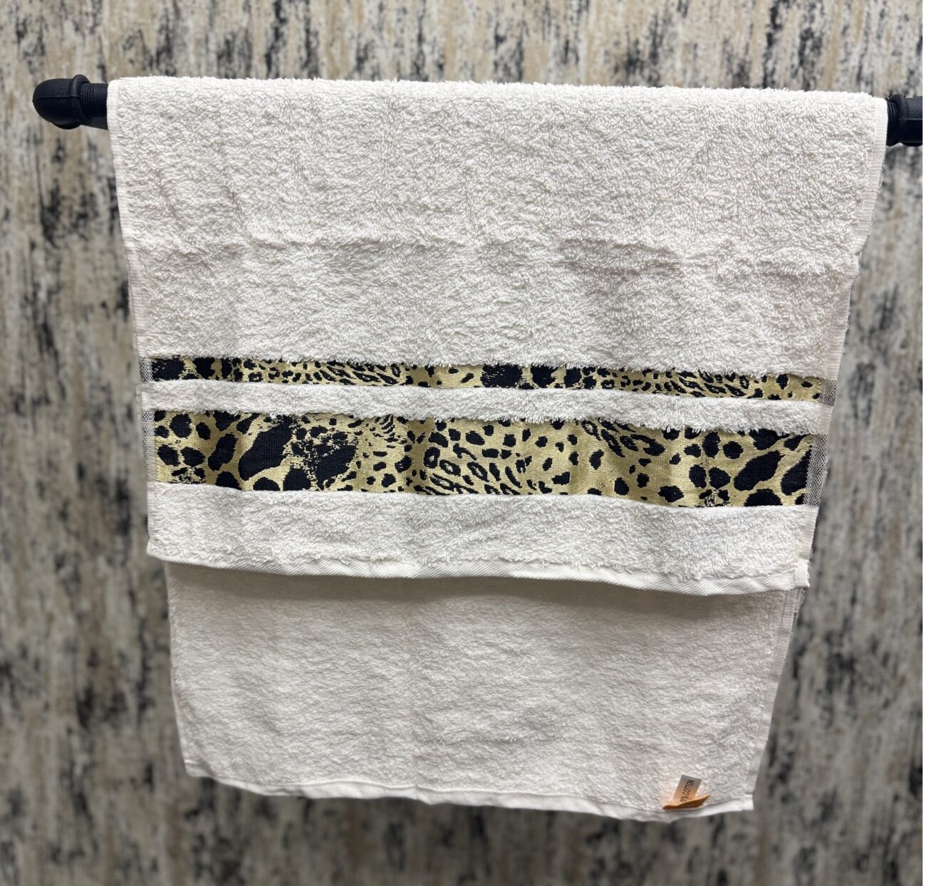 Leopar Desenli 50x96 El & Yüz Havlusu - Görsel 6